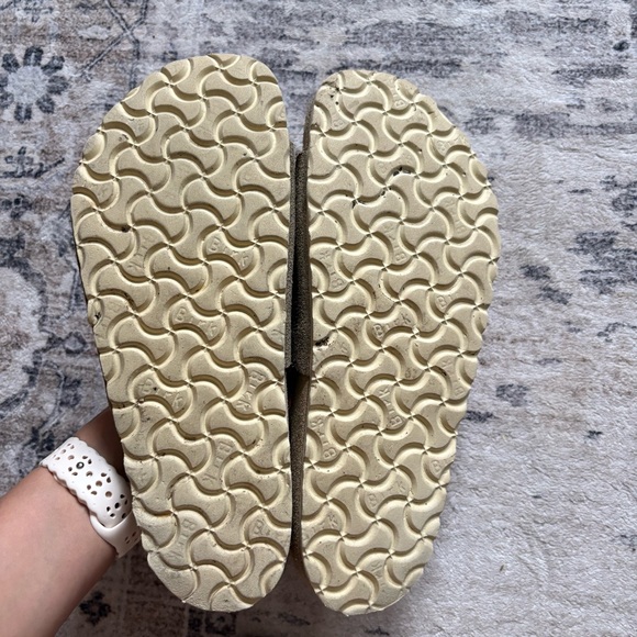 Birkenstock Vaduz Suede Sandals in Gold Size 40 Metallic Gold - Picture 4 of 8